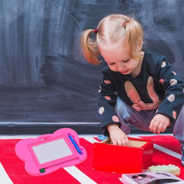 Magic Magnetic Drawing & Writing Slate Toy - Image 7