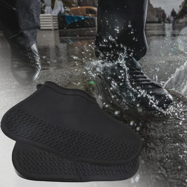 Non-Slip Silicone Rain Reusable Anti skid Waterproof Fordable Boot Shoe Cover (Small Size/ 1 Pair) - Image 3