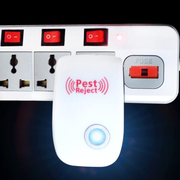 Ultrasonic Pest Repeller to Repel Rats, Cockroach, Mosquito, Home Pest & Rodent - Image 3